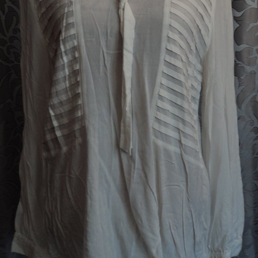 Tunic Style Top - Picture 3 of 8